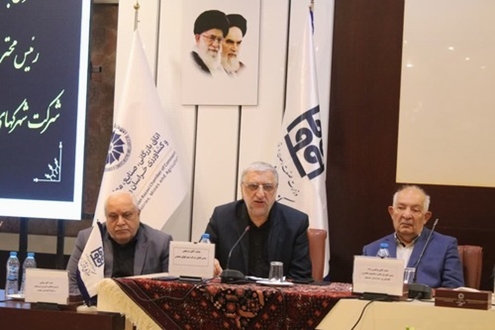شرکت شهرک‌های صنعتی خراسان رضوی حمایت از تولید فرش دستباف را تداوم می‌بخشد